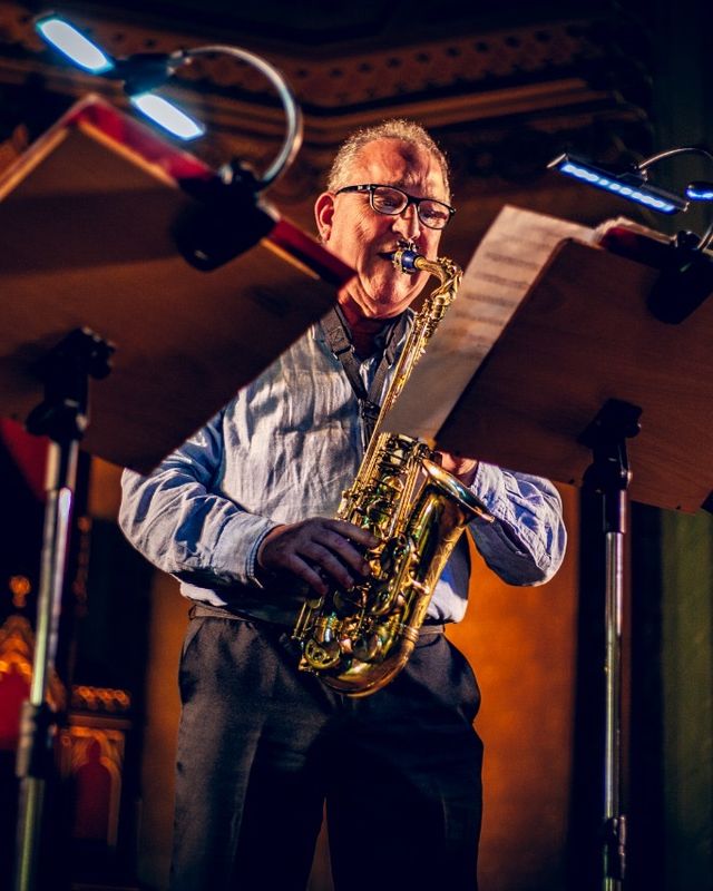 Amauri Iablonovski no sax alto